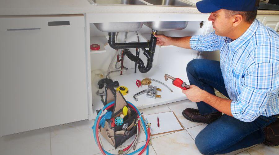 Expert burst pipe repair services in Coon Rapids, IA